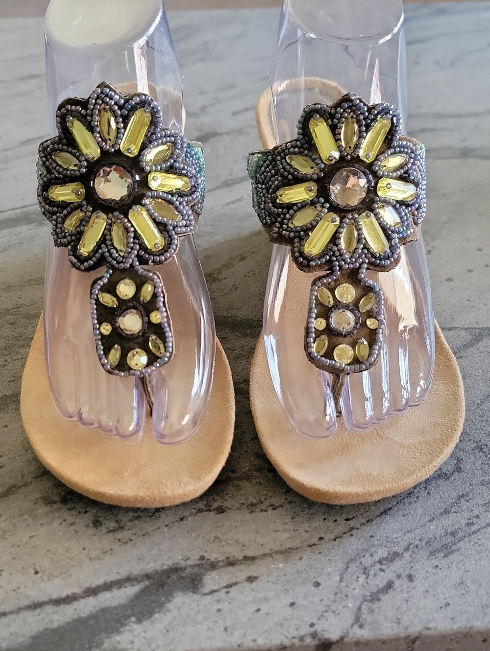 WHITE MOUNTAIN Daisy Stone Beaded Embellished Sandal Slides Yellow Green Sz 8.5M